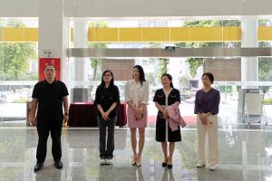 欢乐共创，“媒”好未来｜华体会买球(中国)集团与番禺区融媒体中心互访交流